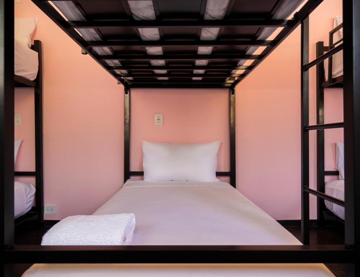 Albergue Colorbox Beds And Tulum